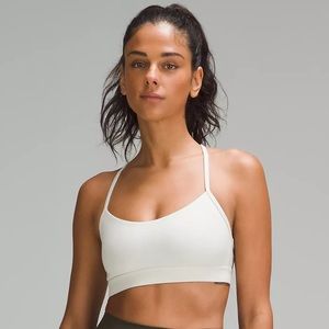 Lulu lemon white sports bra size 6